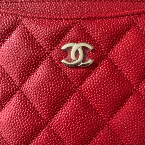 Chanel limited edition red card holder gold hardware - Picture 4 of 7